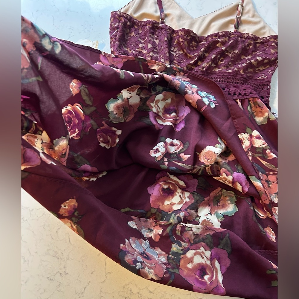 NWT Altar’d State Burgundy Floral Lace Bodice Dress Size Medium - Picture 10 of 16